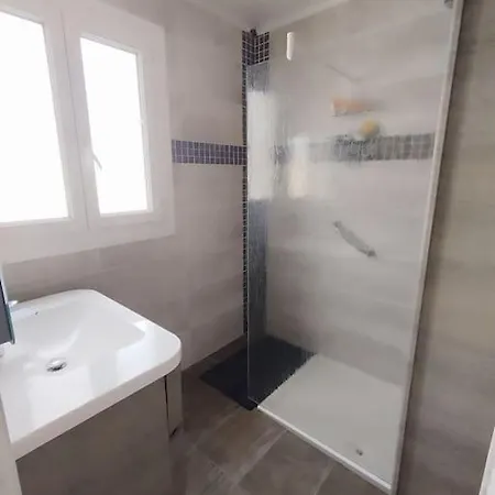別荘 Maison Centre Climatisation Jacuzzi ナルボンヌ